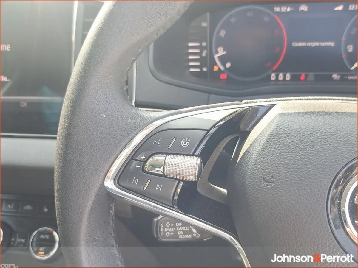 Skoda Karoq Estate, Diesel, 2024, Grey