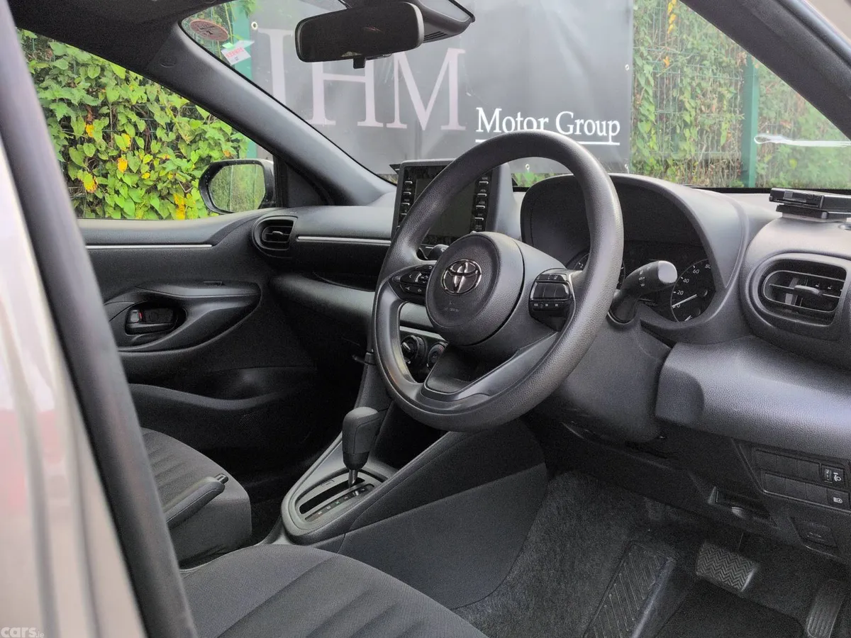 Toyota Yaris Hatchback, Petrol, 2022, Brown