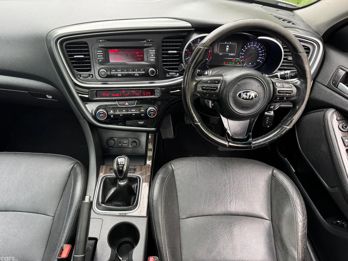 Kia Optima Saloon, Diesel, 2015, Silver