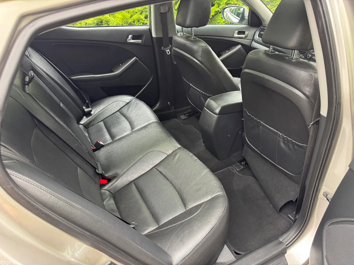 Kia Optima Saloon, Diesel, 2015, Silver