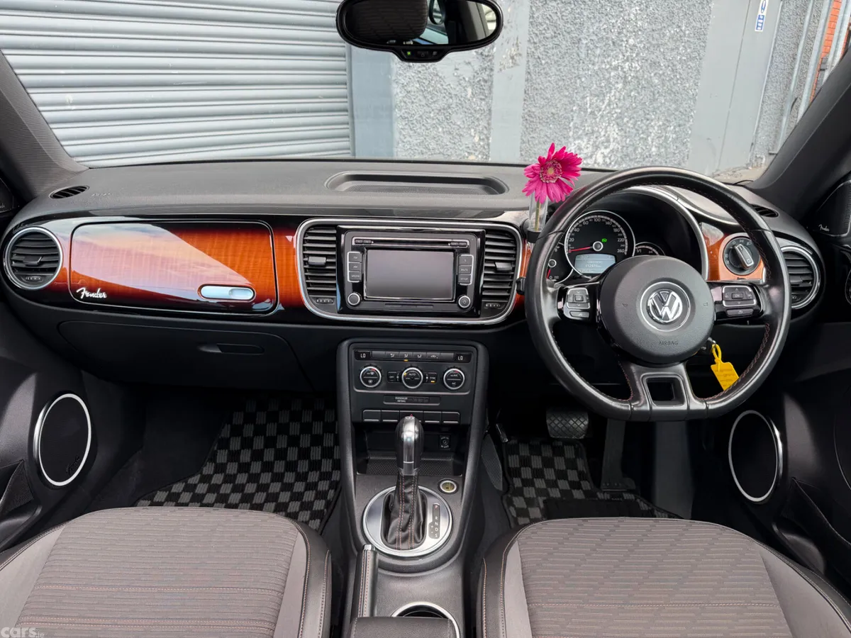 Volkswagen Beetle Hatchback, Petrol, 2013, Black