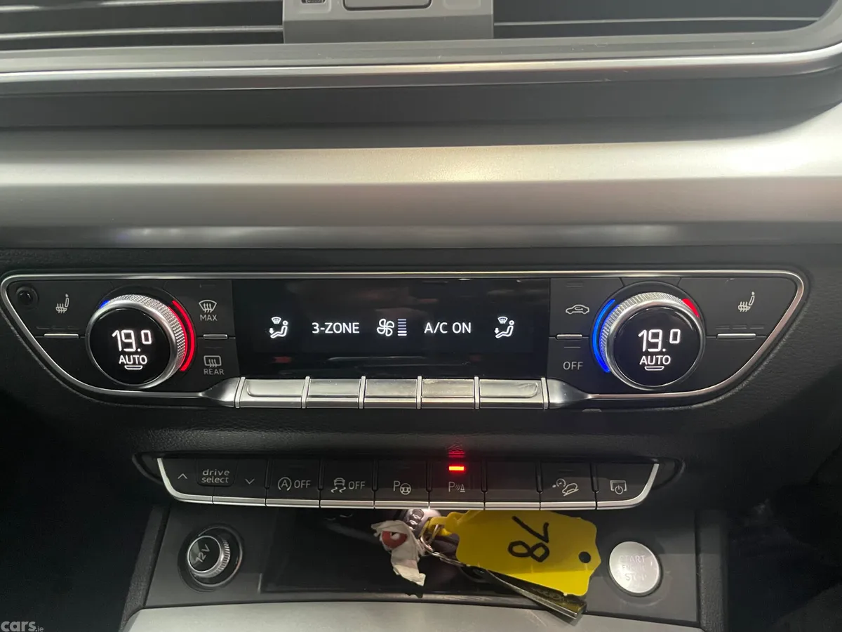 Audi Q5 Hatchback, Diesel, 2019, Grey