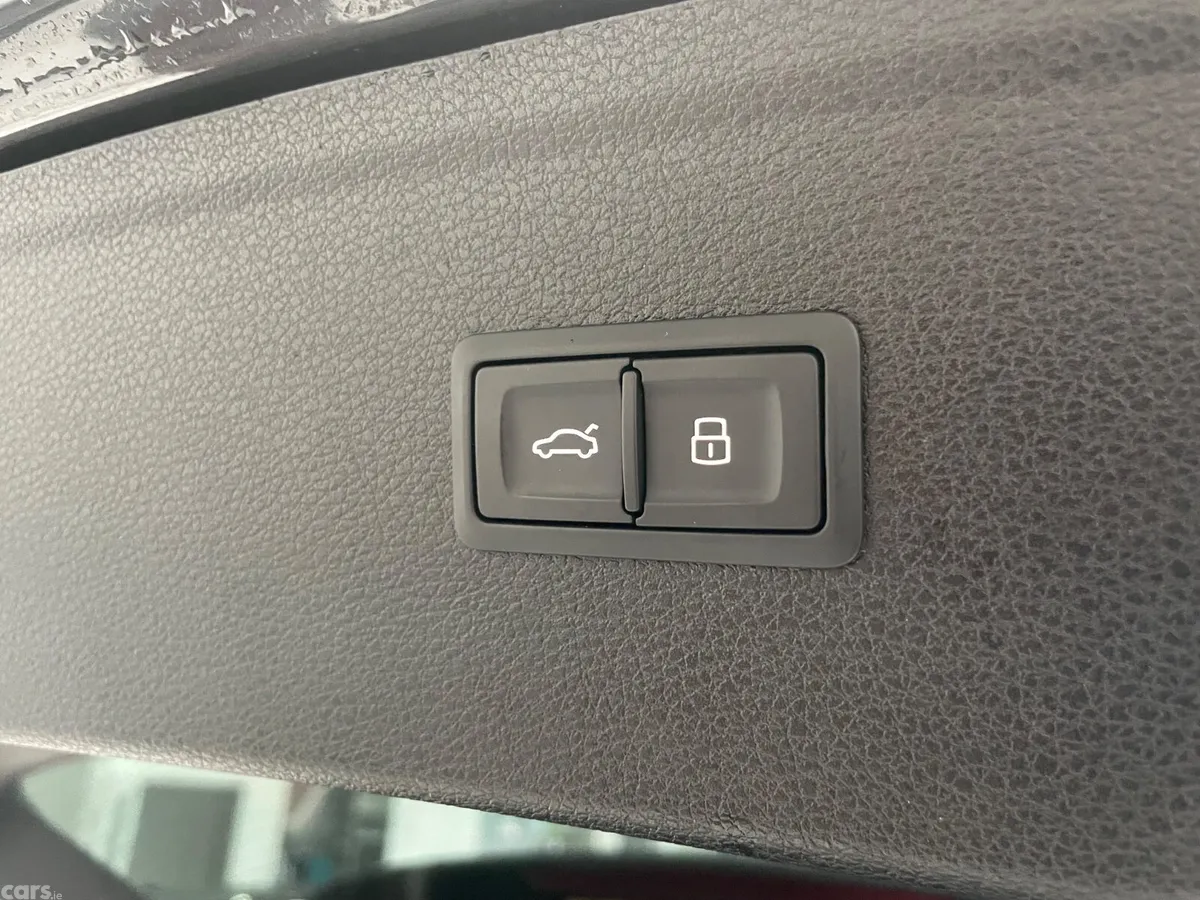 Audi Q5 Hatchback, Diesel, 2019, Grey
