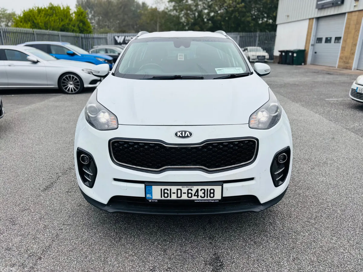 Kia Sportage SUV, Petrol, 2016, White