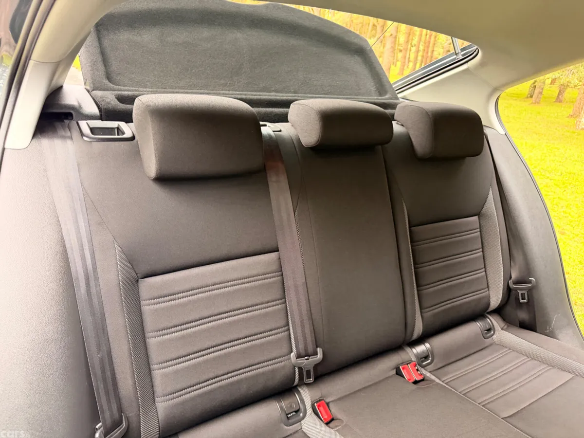 Skoda Octavia Saloon, Diesel, 2018, Grey