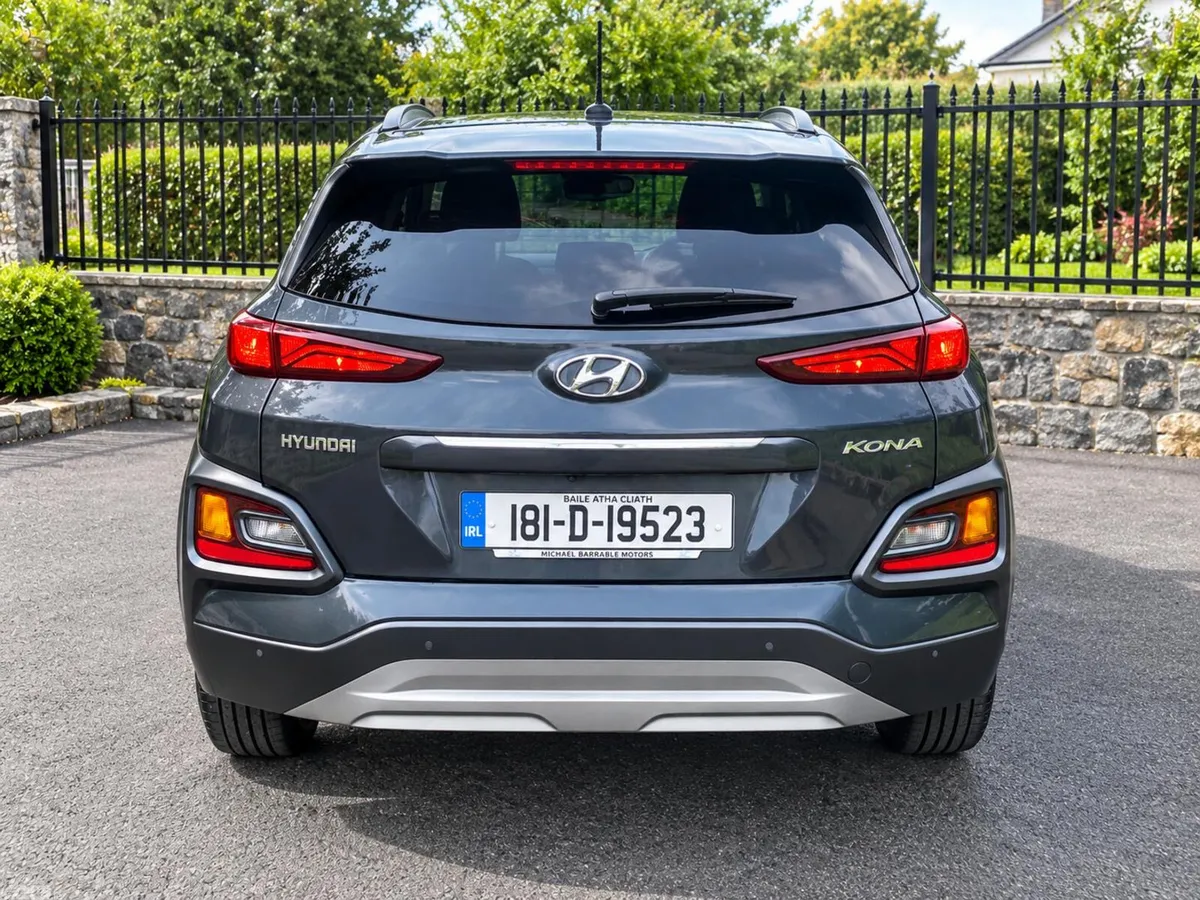 Hyundai KONA MPV, Petrol, 2018, Grey