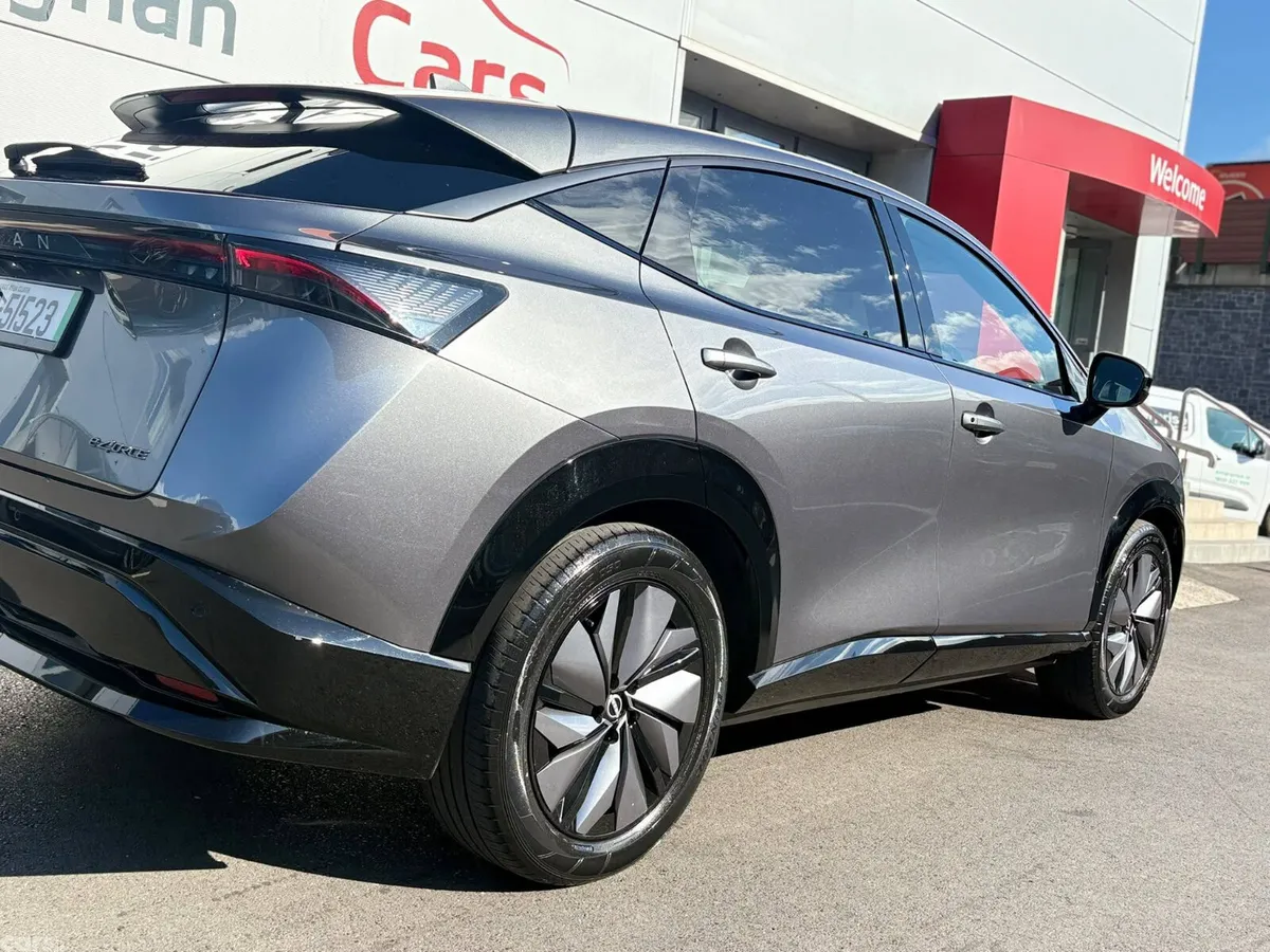 Nissan Ariya SUV, Electric, 2024, Grey