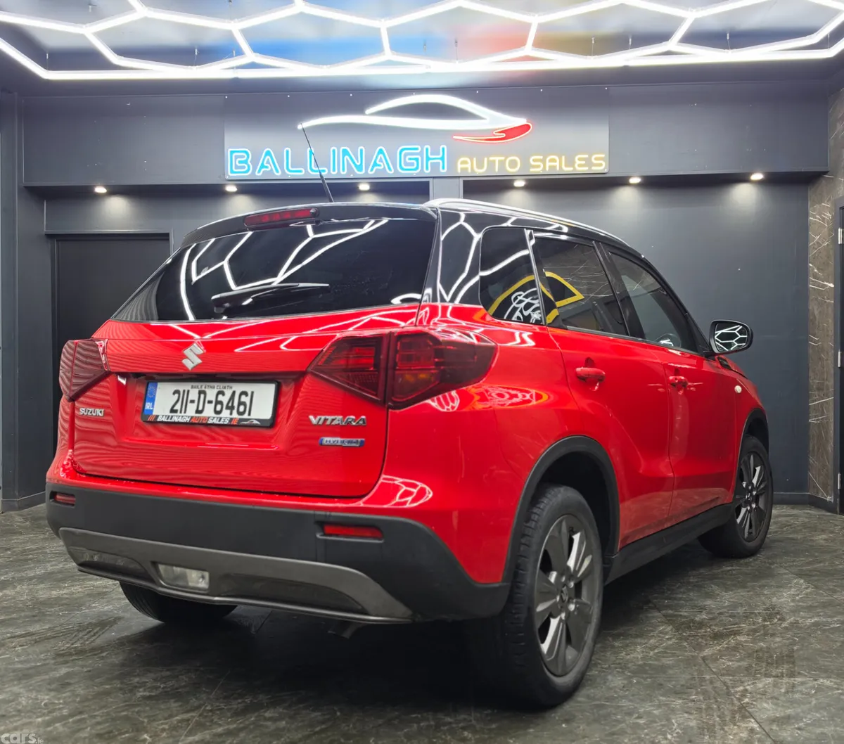 Suzuki Vitara SUV, Petrol, 2021, Red