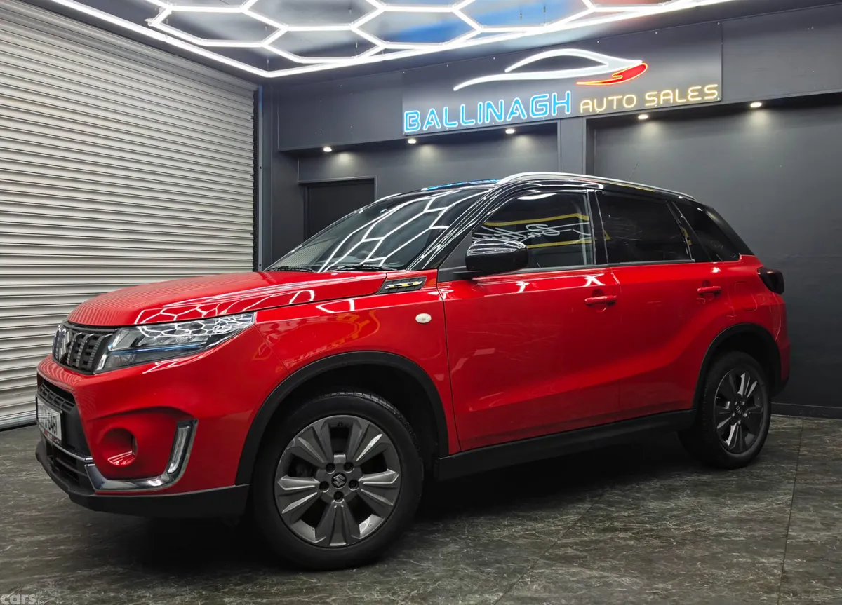 Suzuki Vitara SUV, Petrol, 2021, Red
