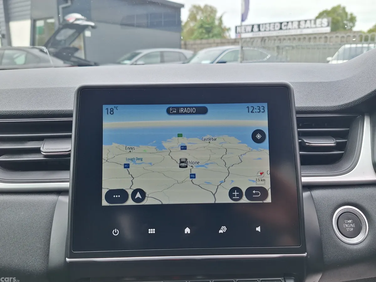 Renault Captur Hatchback, Petrol, 2023, Grey