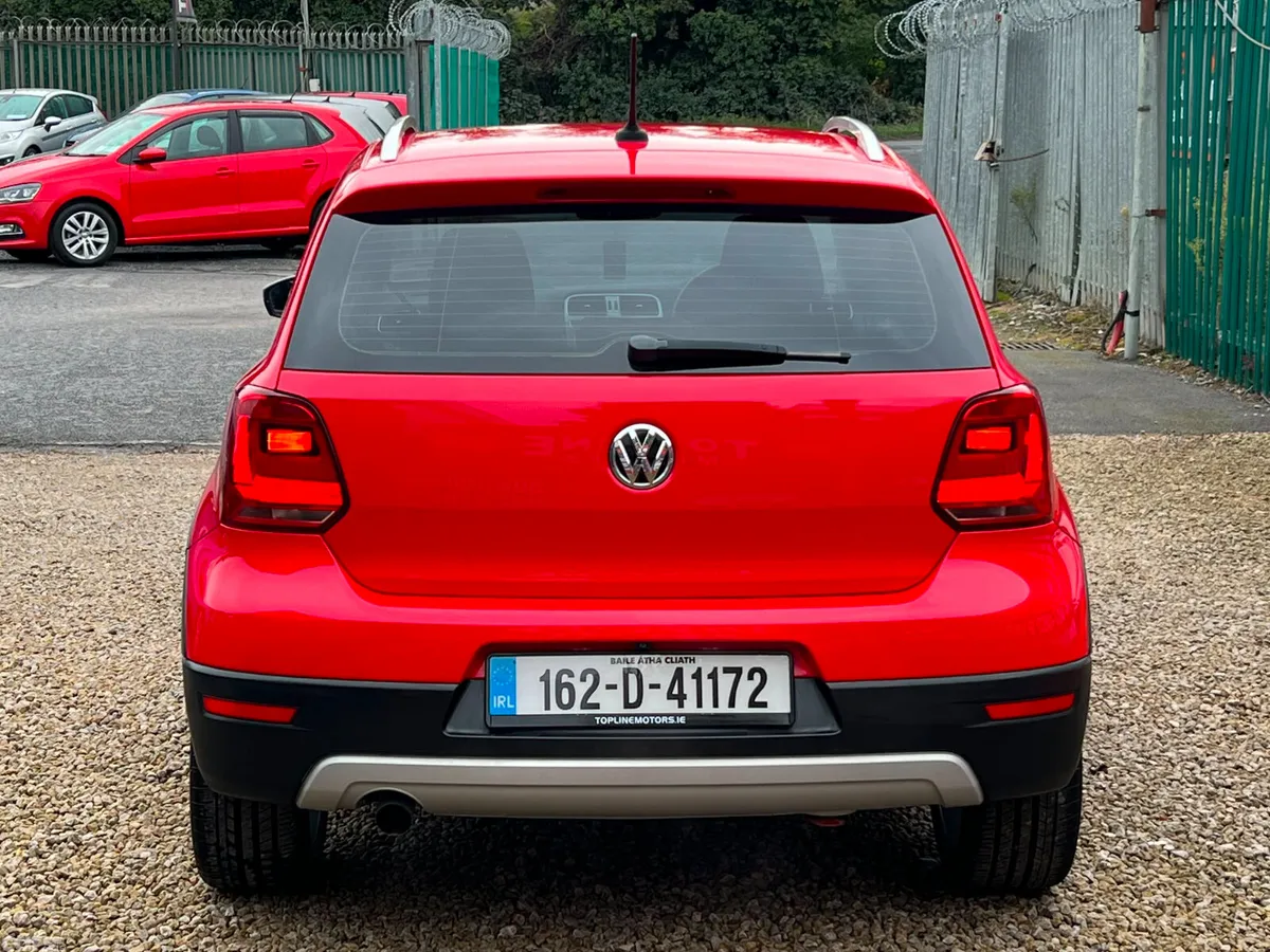 Volkswagen Polo Hatchback, Petrol, 2016, Red