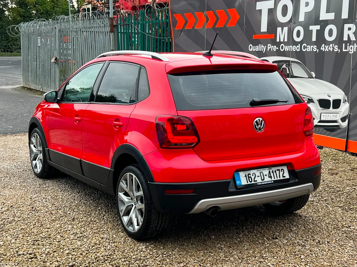 Volkswagen Polo Hatchback, Petrol, 2016, Red