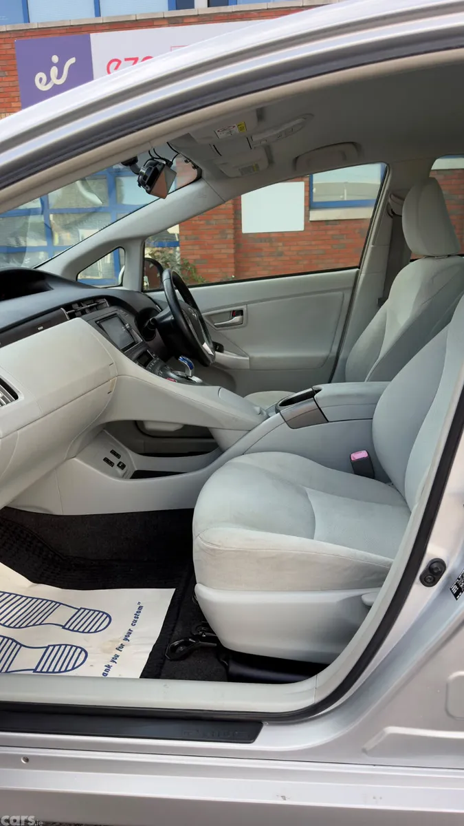 Toyota Prius Hatchback, Petrol Hybrid, 2013, Silver