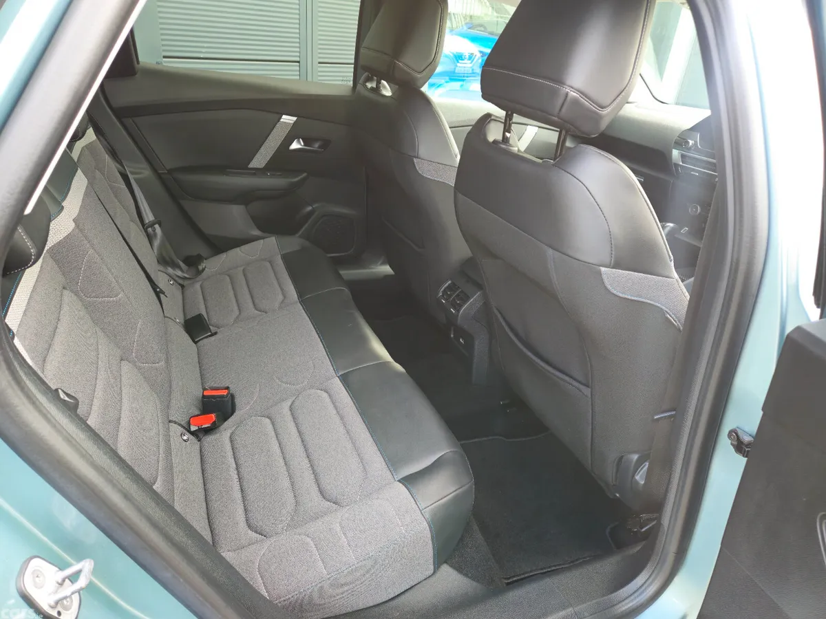 Citroen C4 Hatchback, Diesel, 2022, Blue