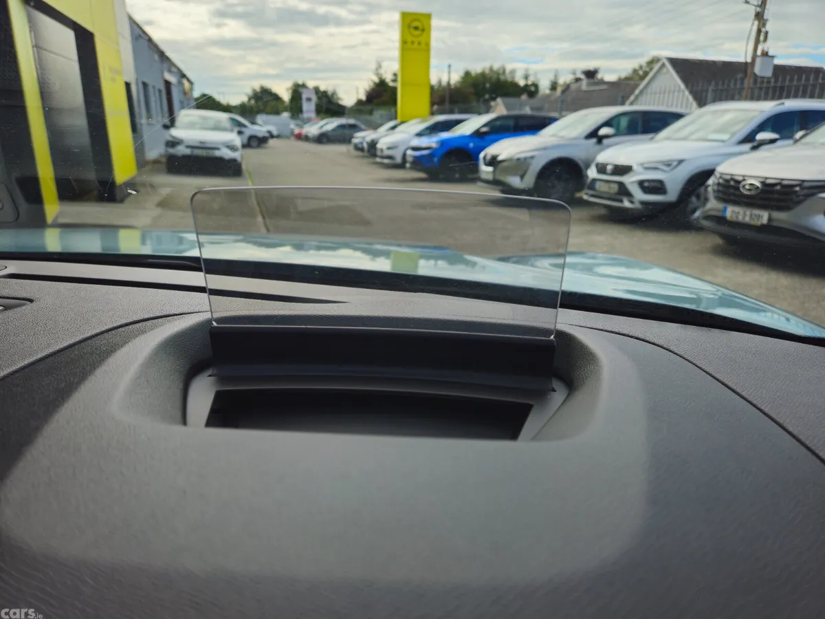 Citroen C4 Hatchback, Diesel, 2022, Blue