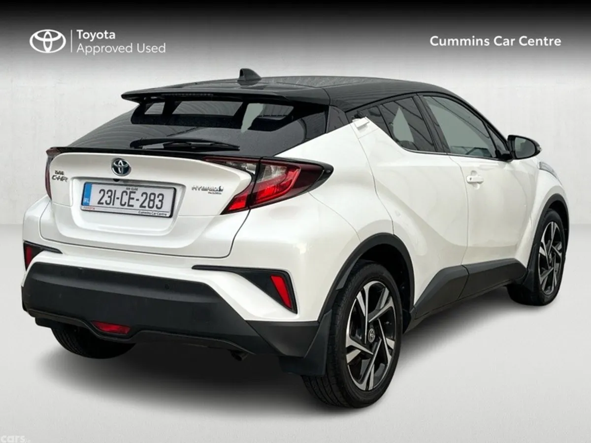 Toyota C-HR SUV, Petrol Hybrid, 2023, White