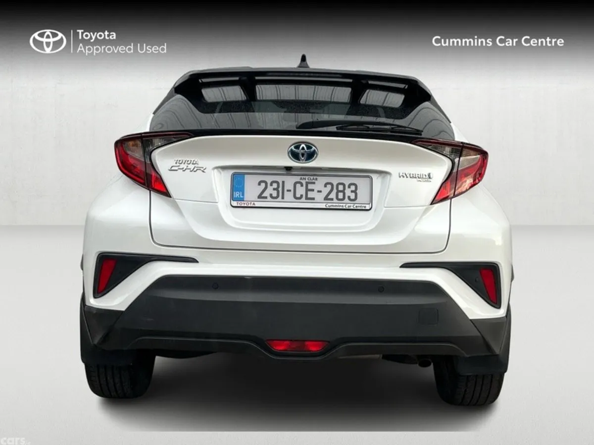 Toyota C-HR SUV, Petrol Hybrid, 2023, White