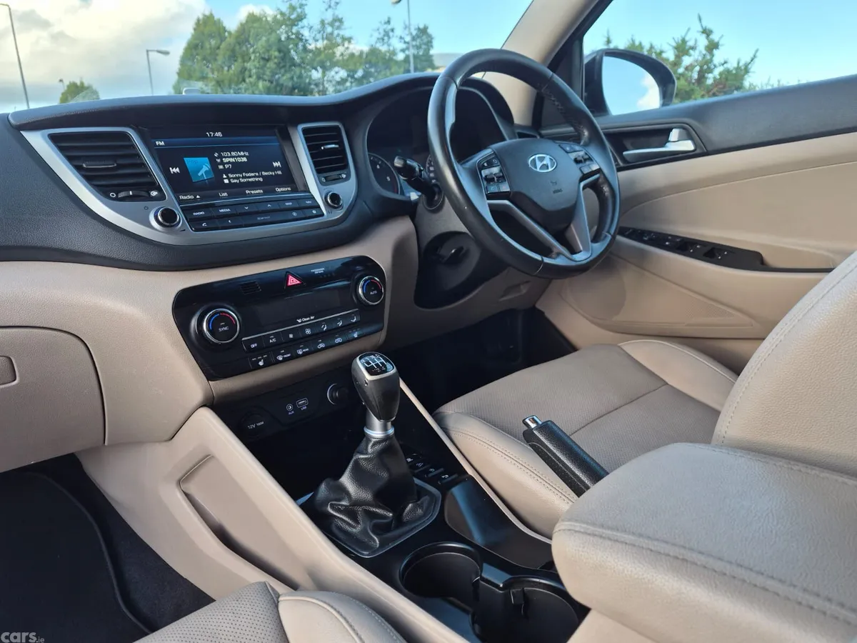 Hyundai Tucson SUV, Diesel, 2016, Black