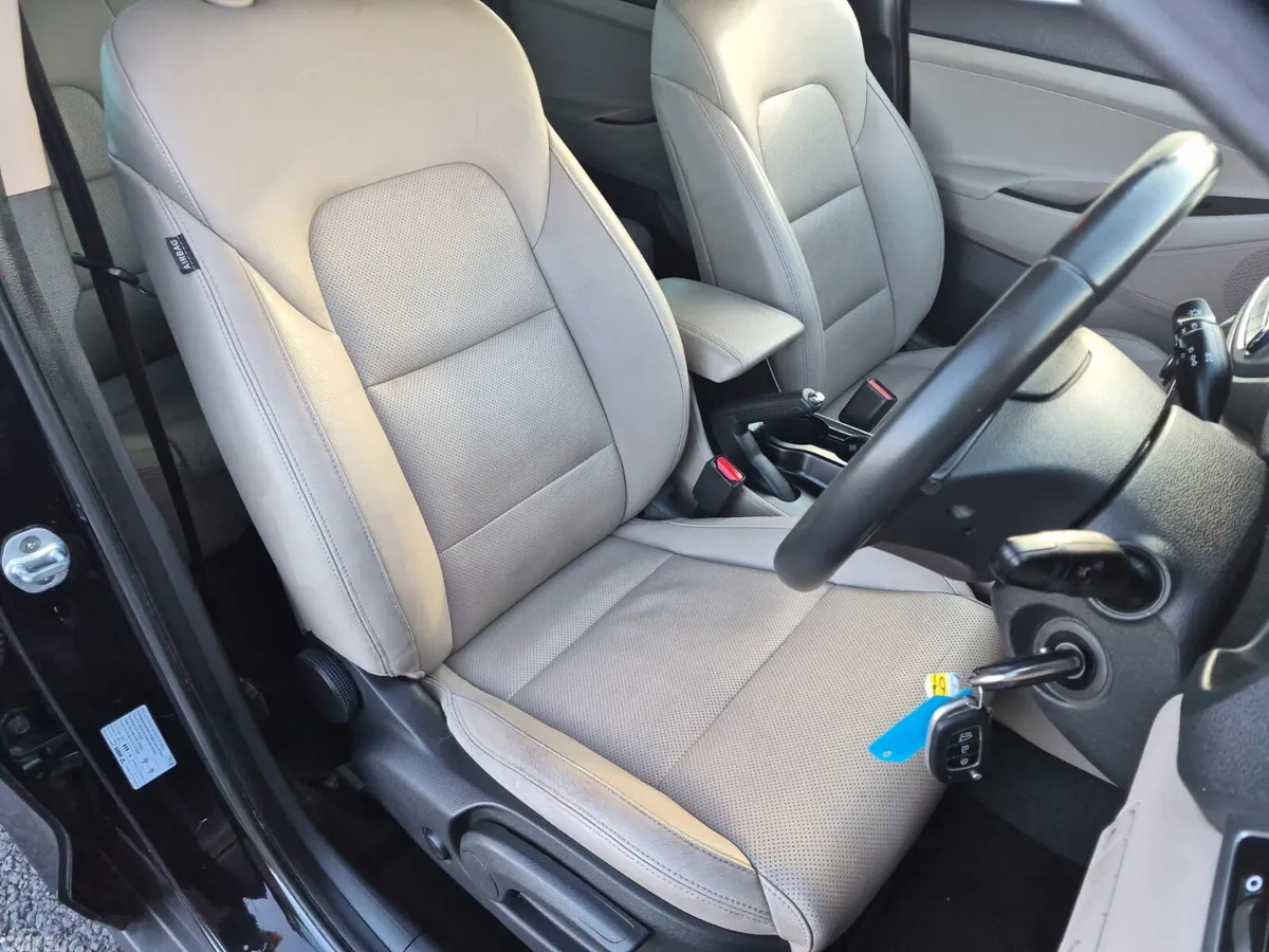 Hyundai Tucson SUV, Diesel, 2016, Black