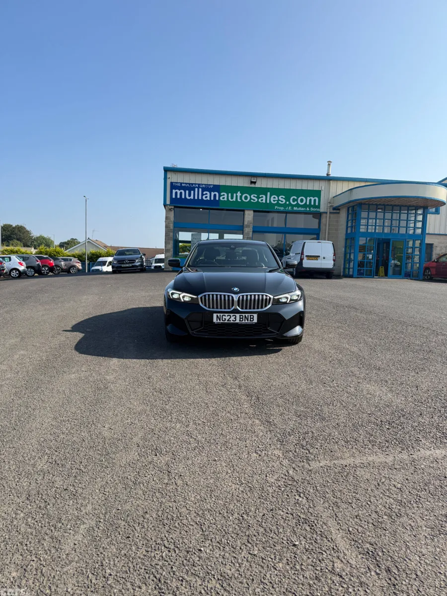 BMW 3-Series Saloon, Petrol Hybrid, 2023, Black