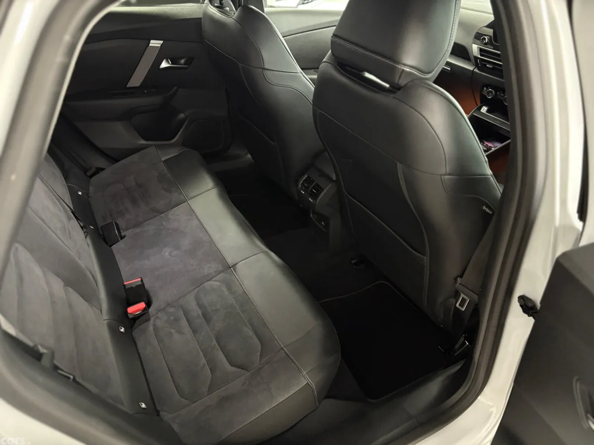 Citroen e-C4 Hatchback, Electric, 2024, White