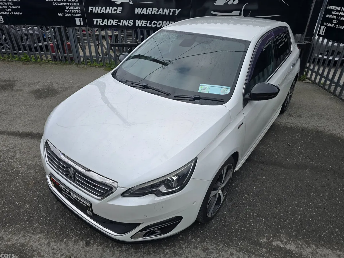 Peugeot 308 Hatchback, Petrol, 2017, White