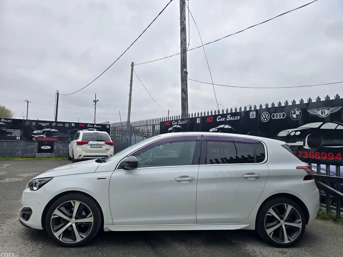Peugeot 308 Hatchback, Petrol, 2017, White