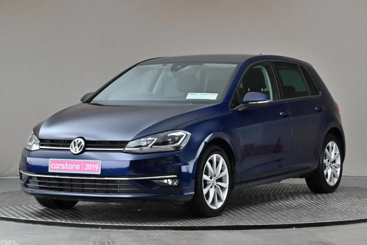 Volkswagen Golf Hatchback, Petrol, 2019, Blue