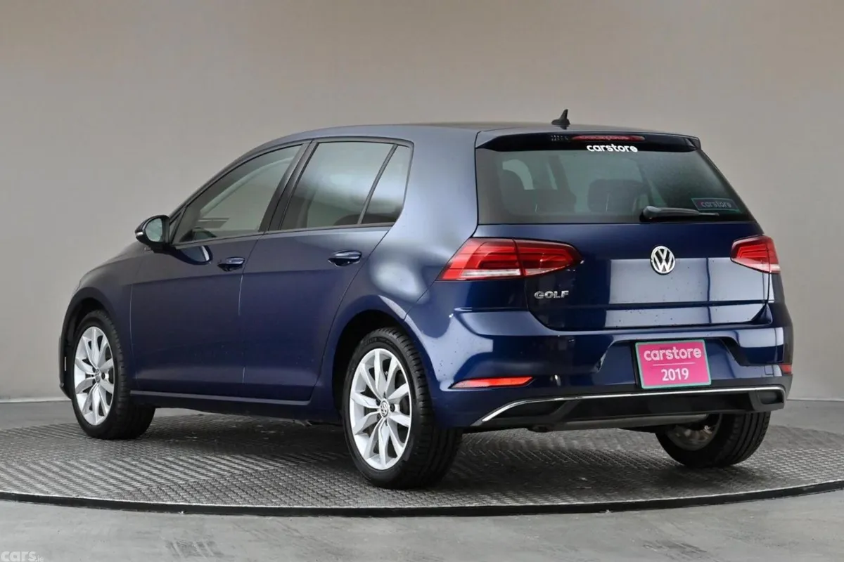 Volkswagen Golf Hatchback, Petrol, 2019, Blue
