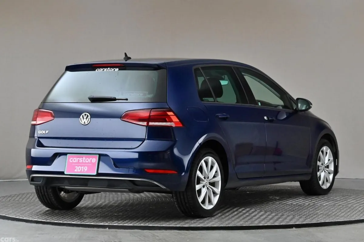 Volkswagen Golf Hatchback, Petrol, 2019, Blue