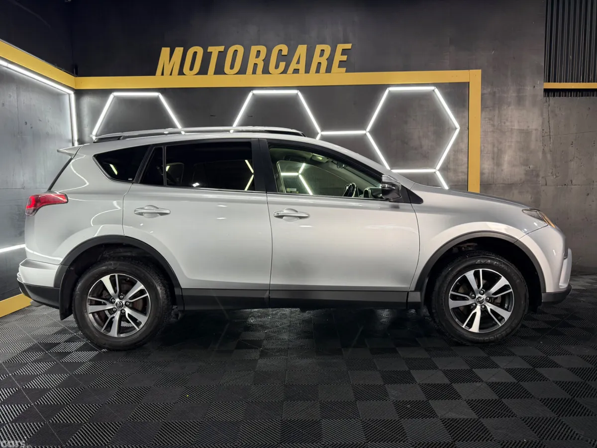 Toyota RAV4 SUV, Diesel, 2016, Silver