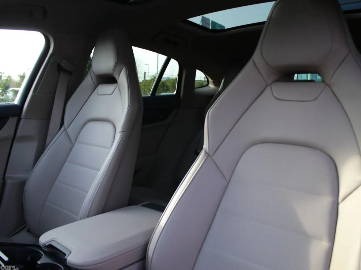 Porsche Panamera Saloon, Petrol Plug-in Hybrid, 2026, Blue
