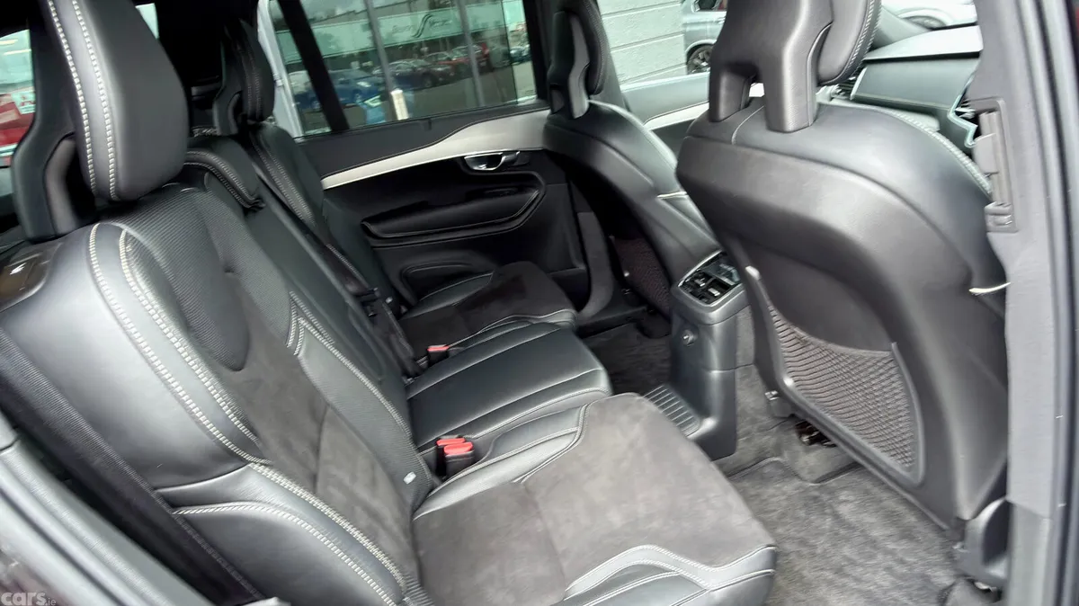 Volvo XC90 SUV, Petrol Plug-in Hybrid, 2020, Black