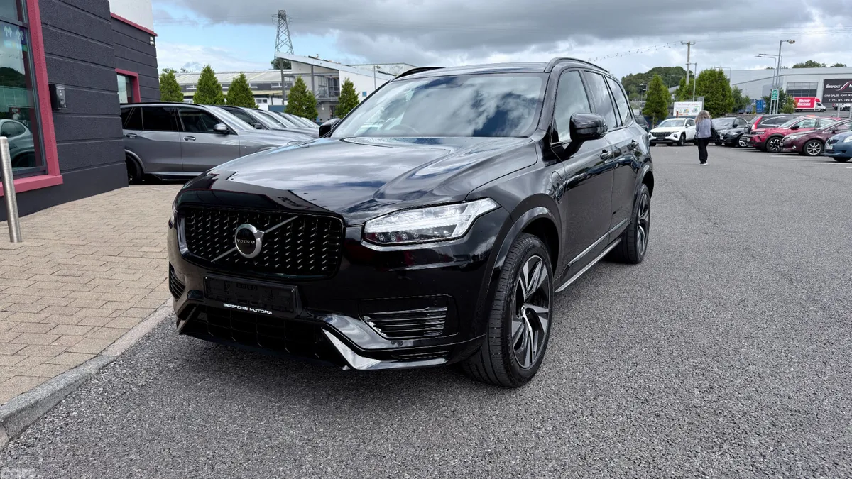 Volvo XC90 SUV, Petrol Plug-in Hybrid, 2020, Black