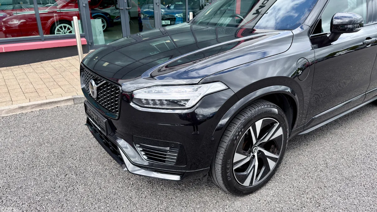 Volvo XC90 SUV, Petrol Plug-in Hybrid, 2020, Black