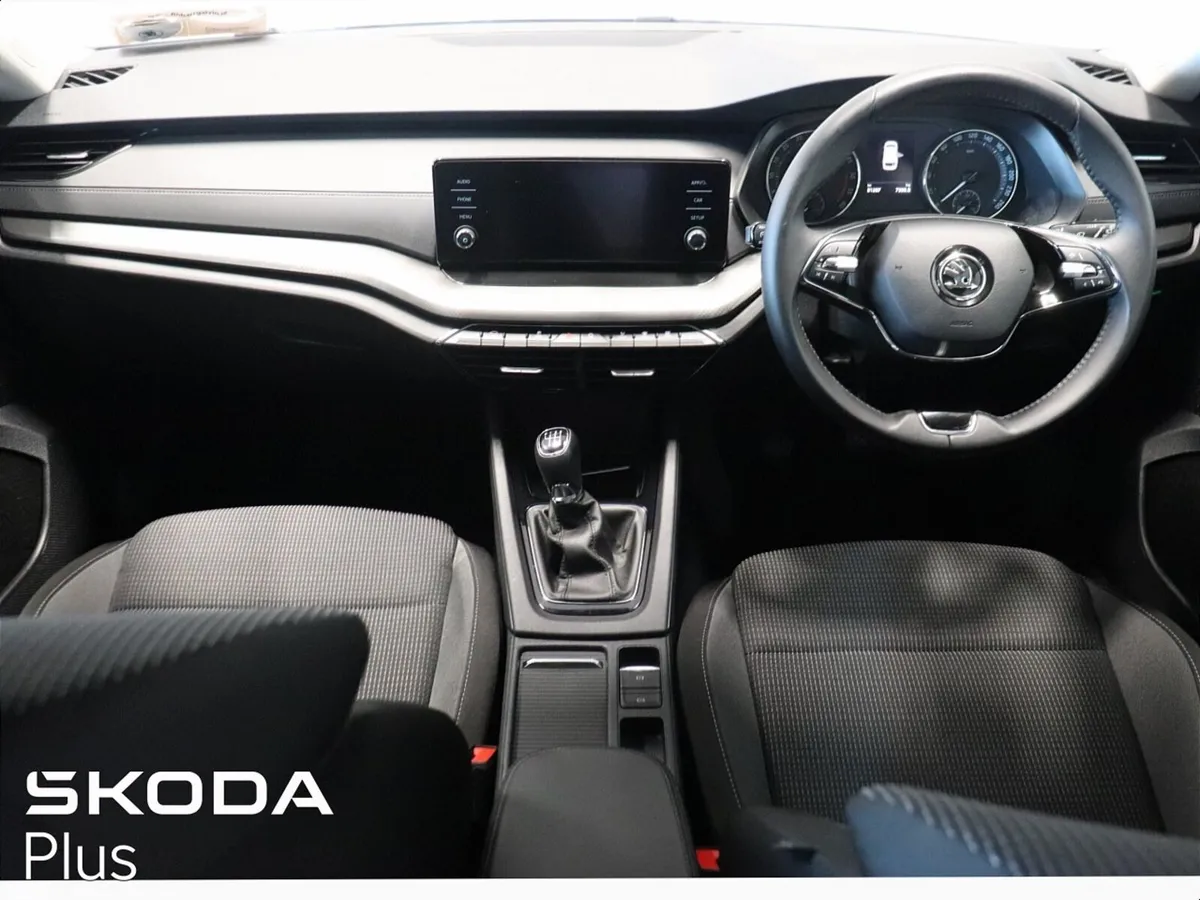 Skoda Octavia Estate, Diesel, 2024, Grey