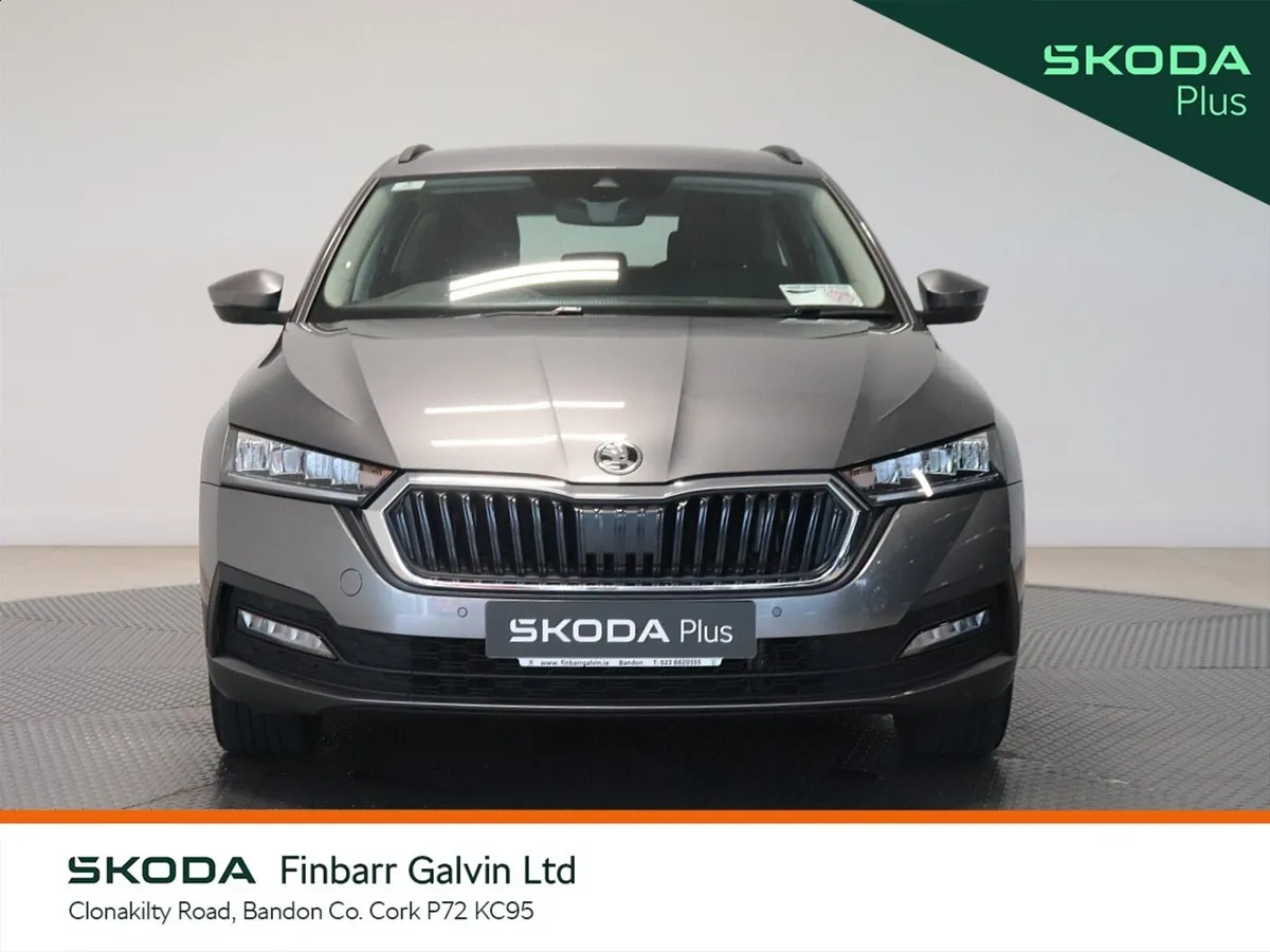 Skoda Octavia Estate, Diesel, 2024, Grey