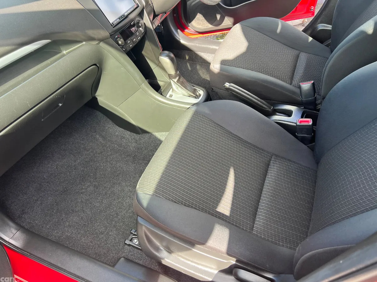 Suzuki Swift Hatchback, Petrol Hybrid, 2016, Red
