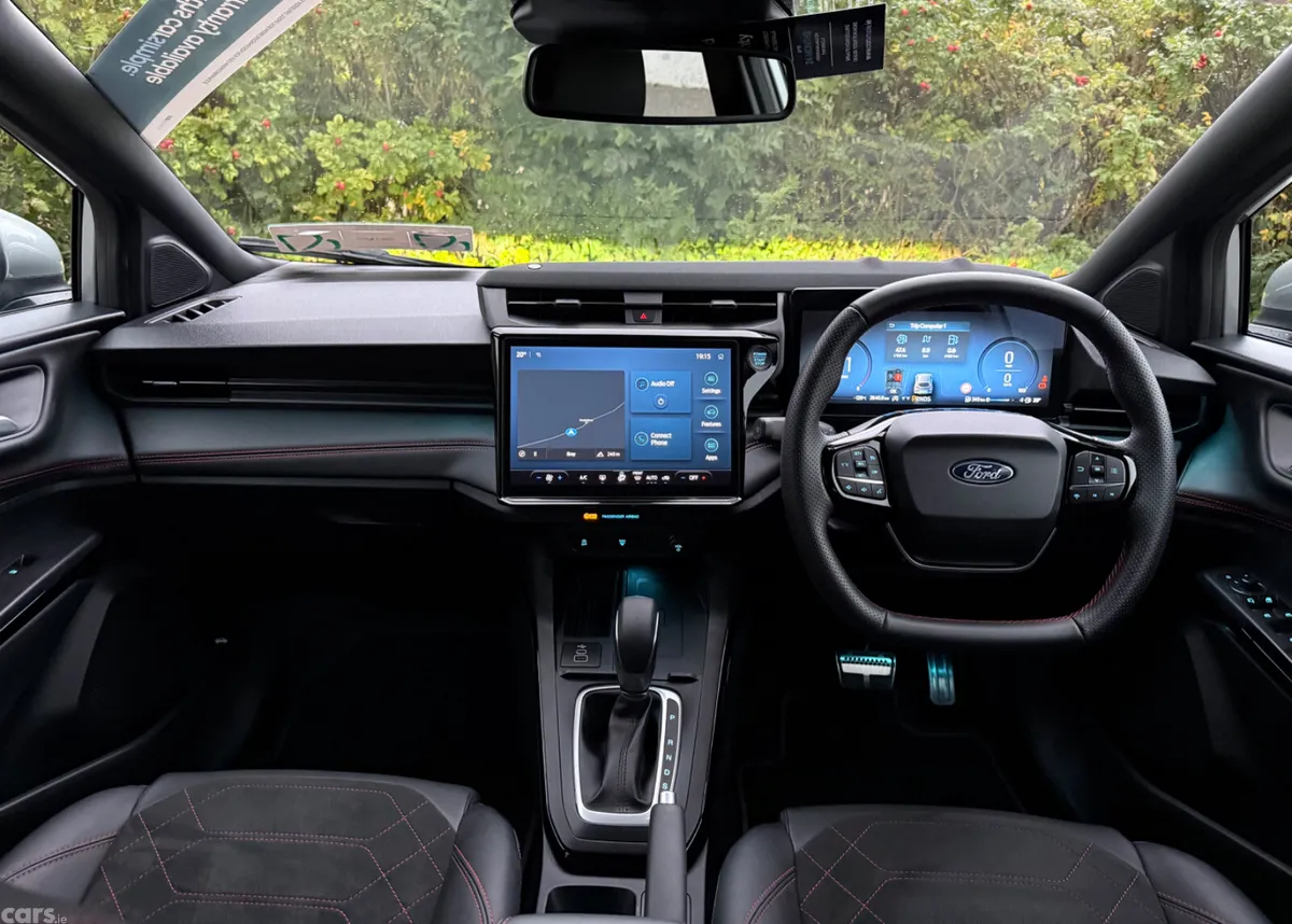 Ford Puma MPV, Petrol Hybrid, 2025, Grey