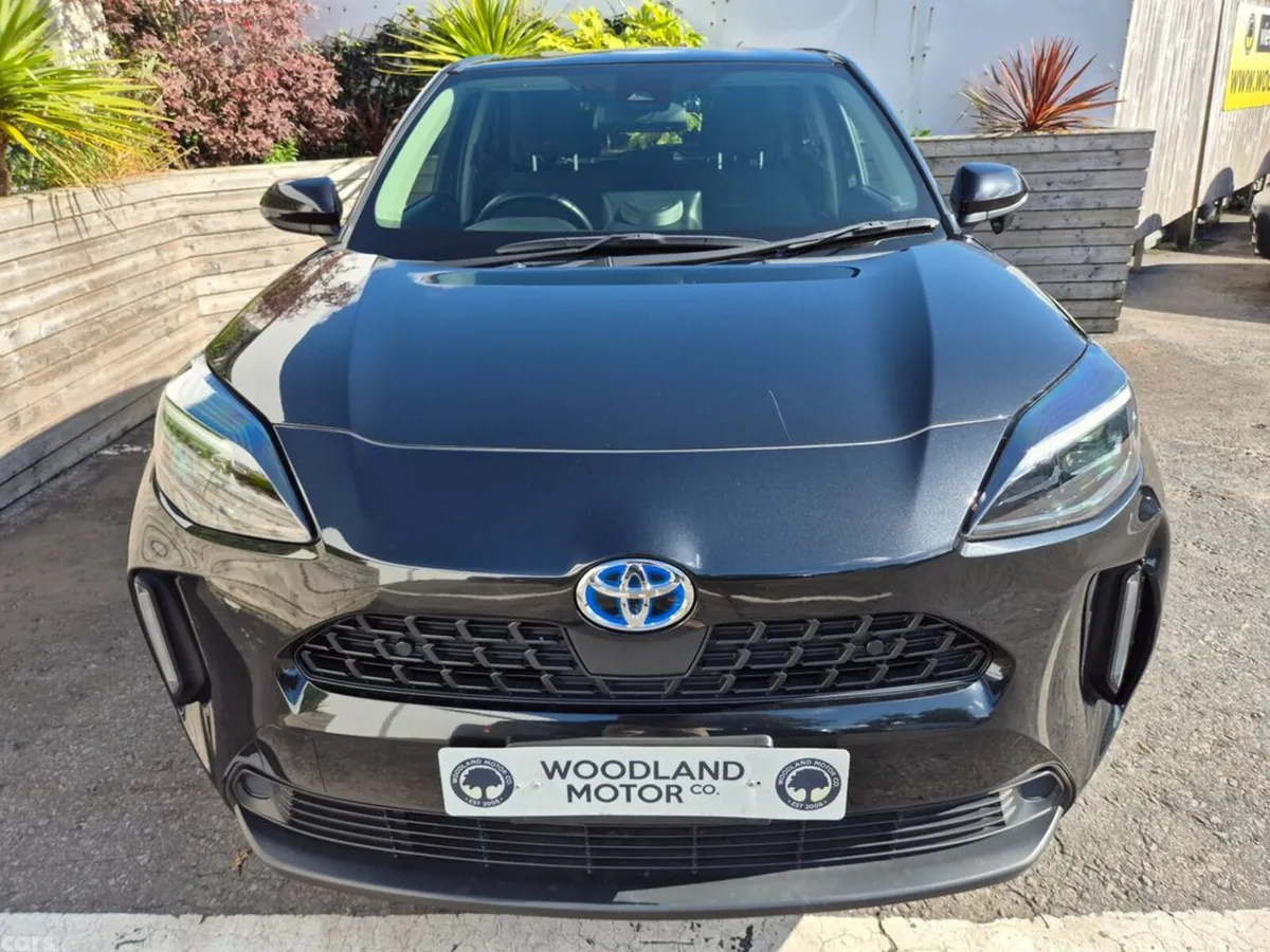 Toyota Yaris Cross SUV, Petrol Hybrid, 2023, Black