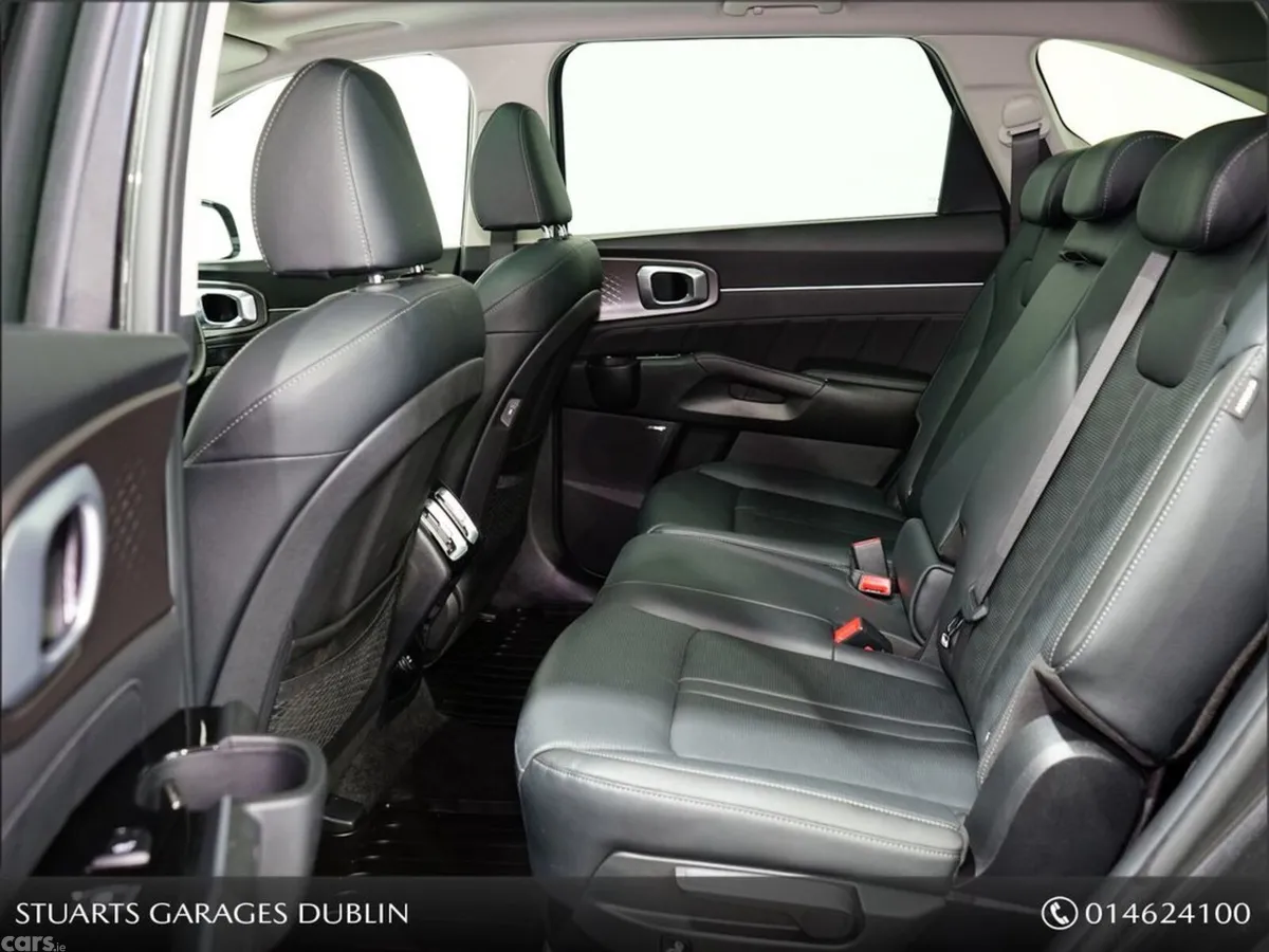 Kia Sorento MPV, Petrol Plug-in Hybrid, 2026, Grey