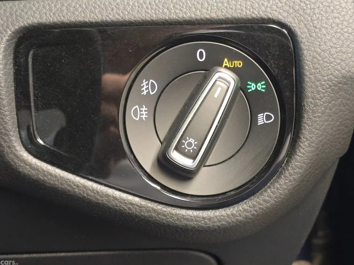 Volkswagen Golf Hatchback, Petrol, 2016, Blue