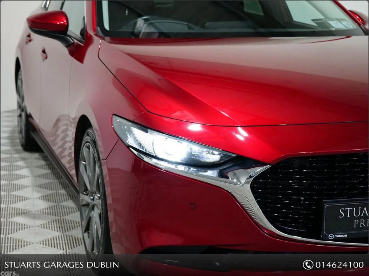 Mazda Mazda3 Saloon, Diesel, 2021, Red