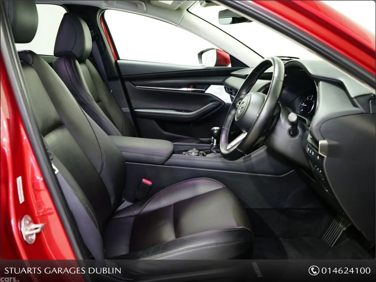 Mazda Mazda3 Saloon, Diesel, 2021, Red