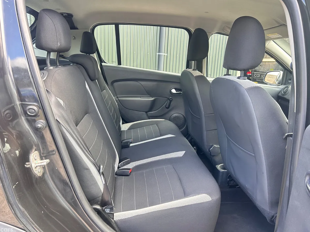 Dacia Sandero Stepway Hatchback, Diesel, 2021, Black