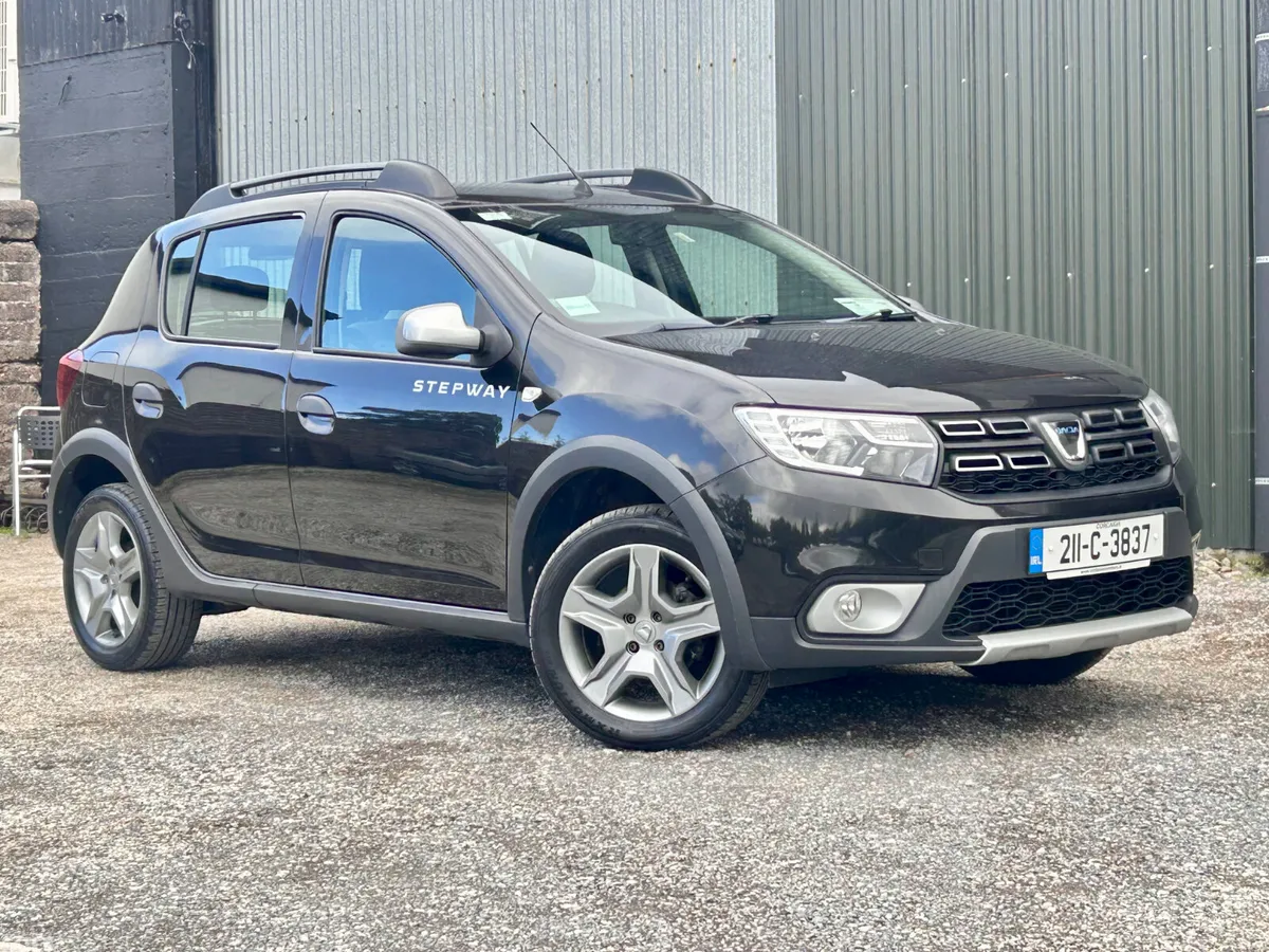Dacia Sandero Stepway Hatchback, Diesel, 2021, Black