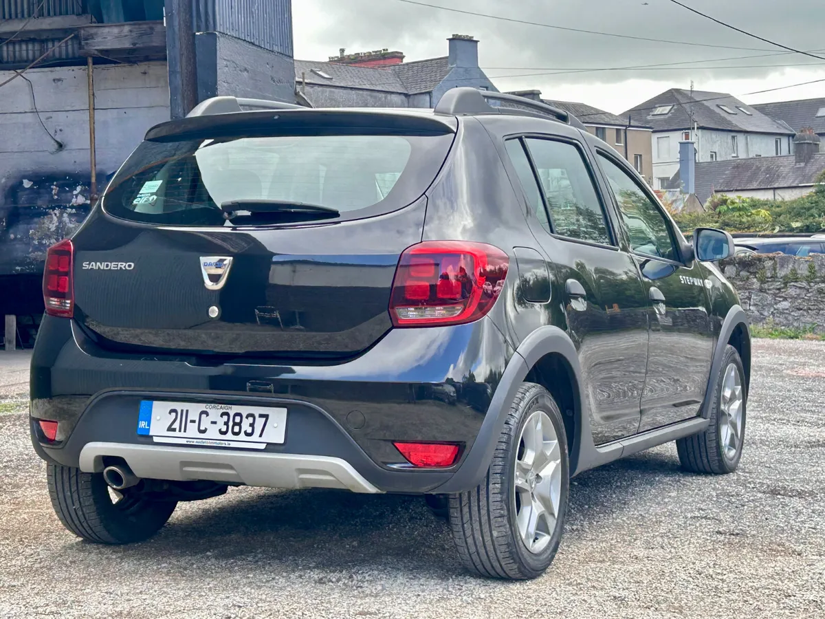 Dacia Sandero Stepway Hatchback, Diesel, 2021, Black