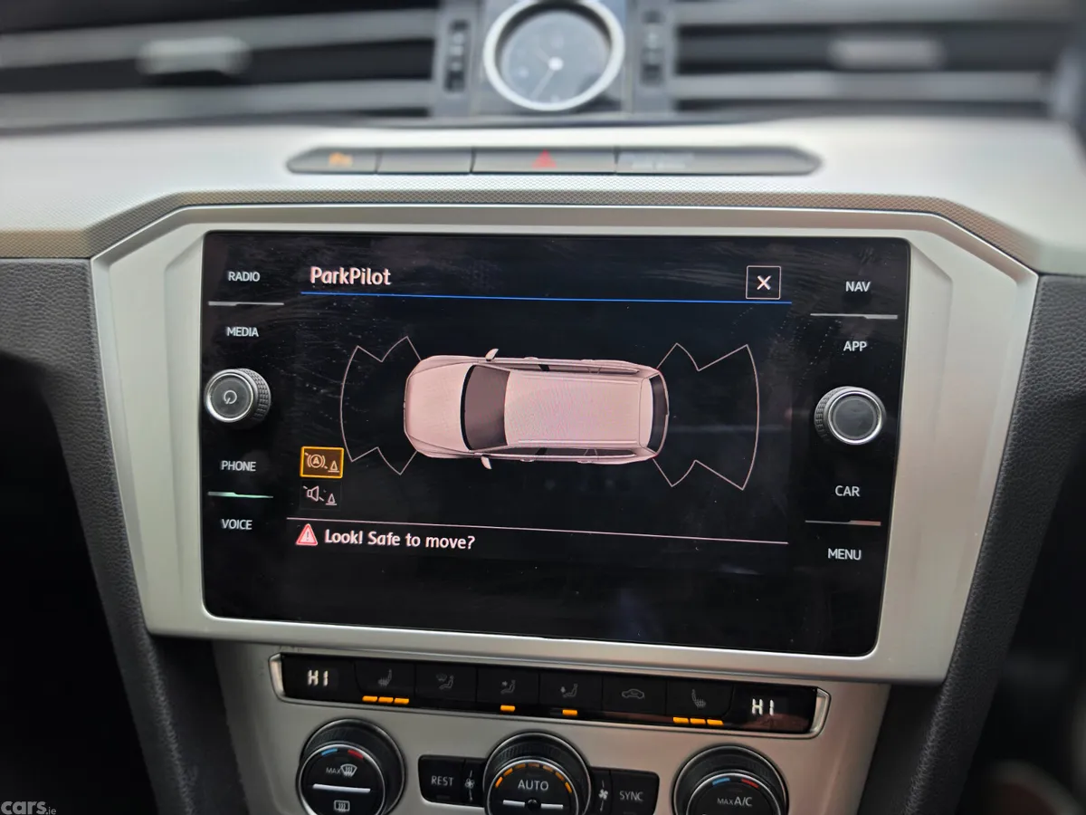 Volkswagen Passat Estate, Diesel, 2019, Black