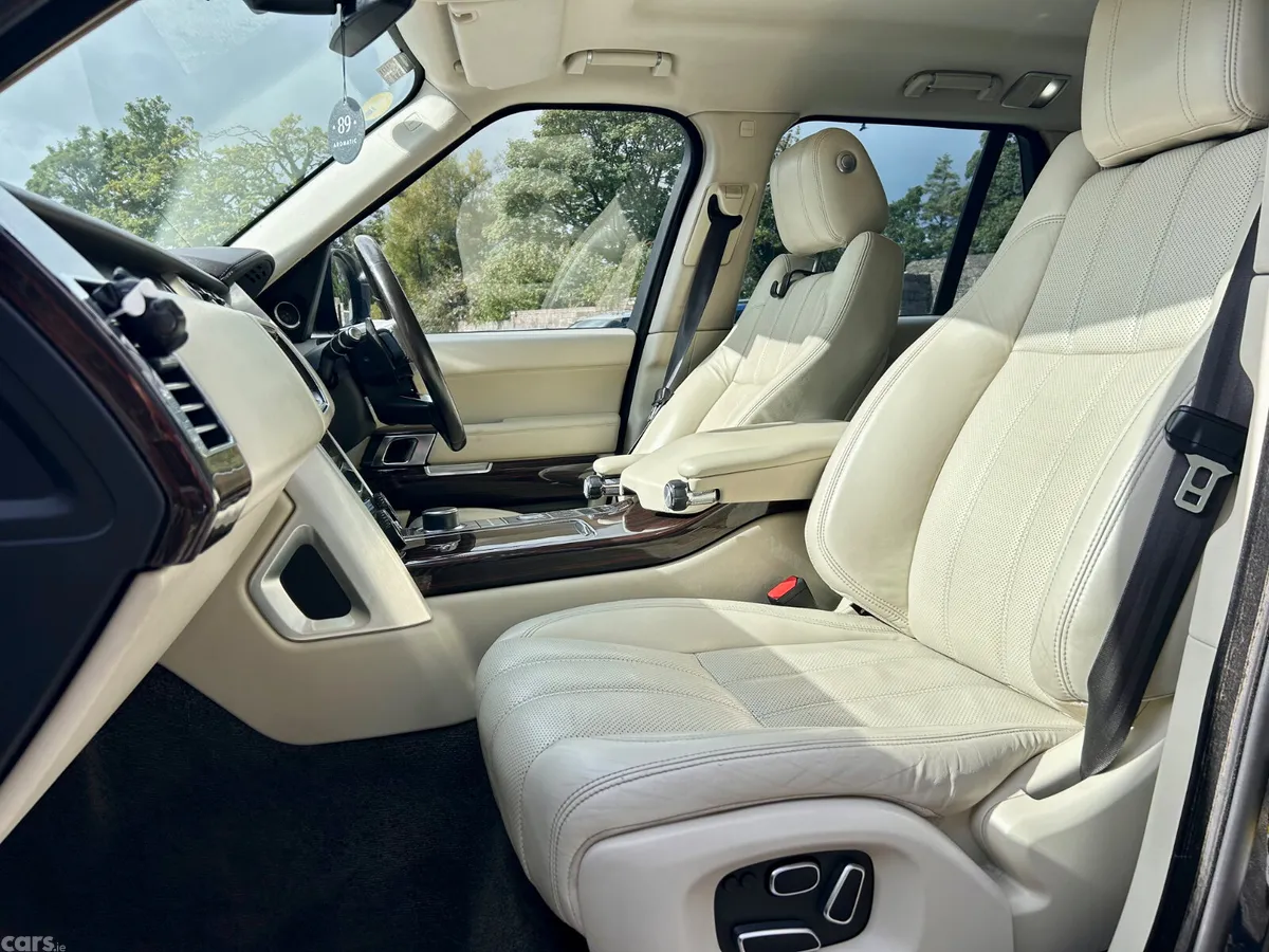 Land Rover Range Rover SUV, Diesel, 2013, Black