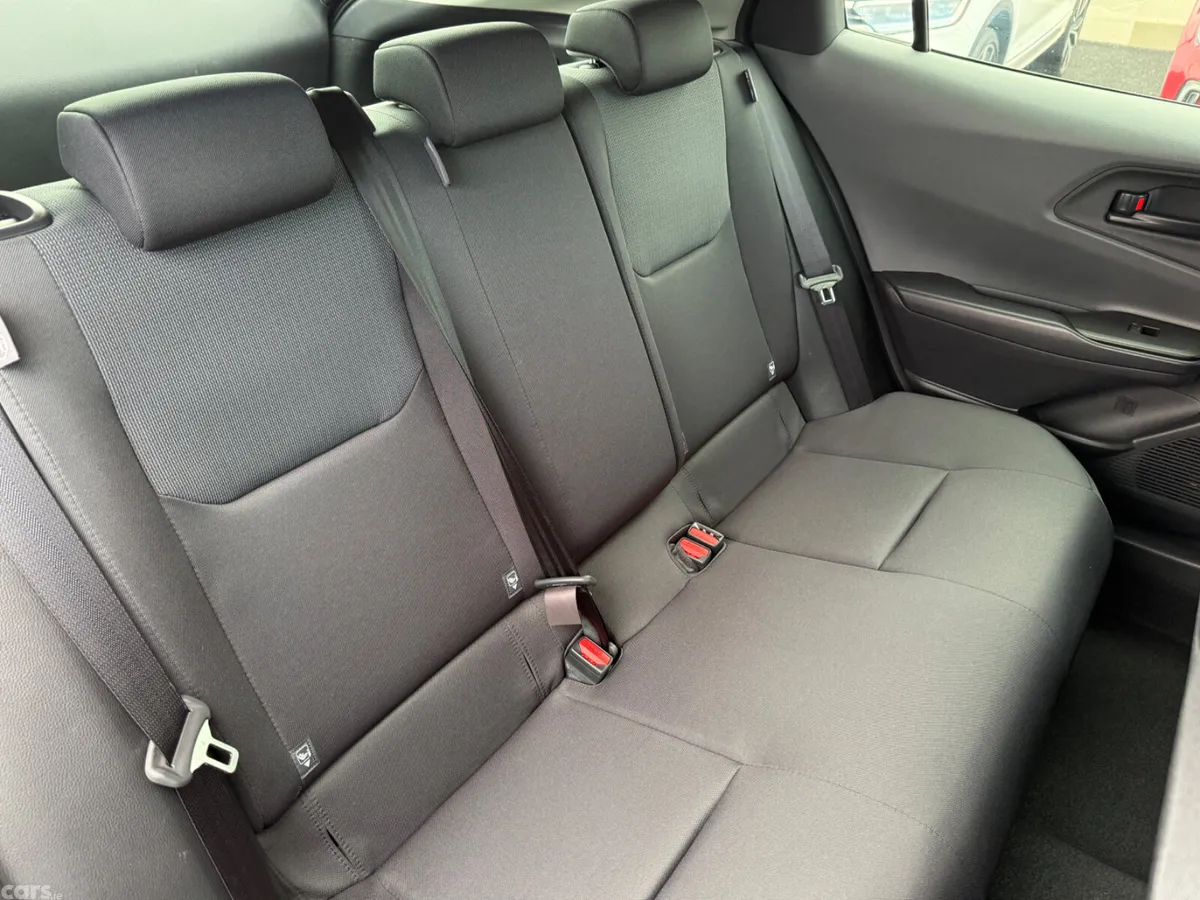 Toyota Prius Saloon, Petrol Hybrid, 2024, Black